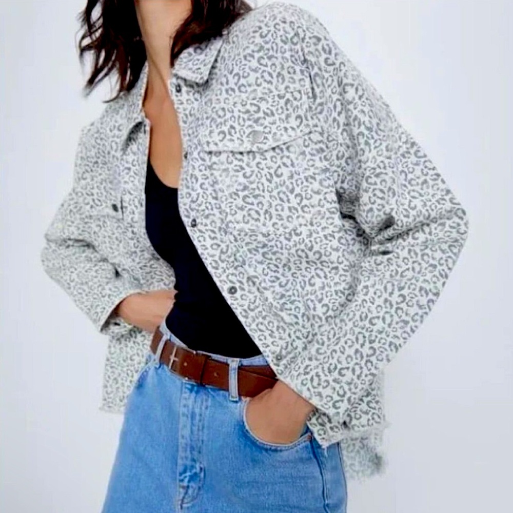 Zara Gray Jean Jacket with Plush Texture